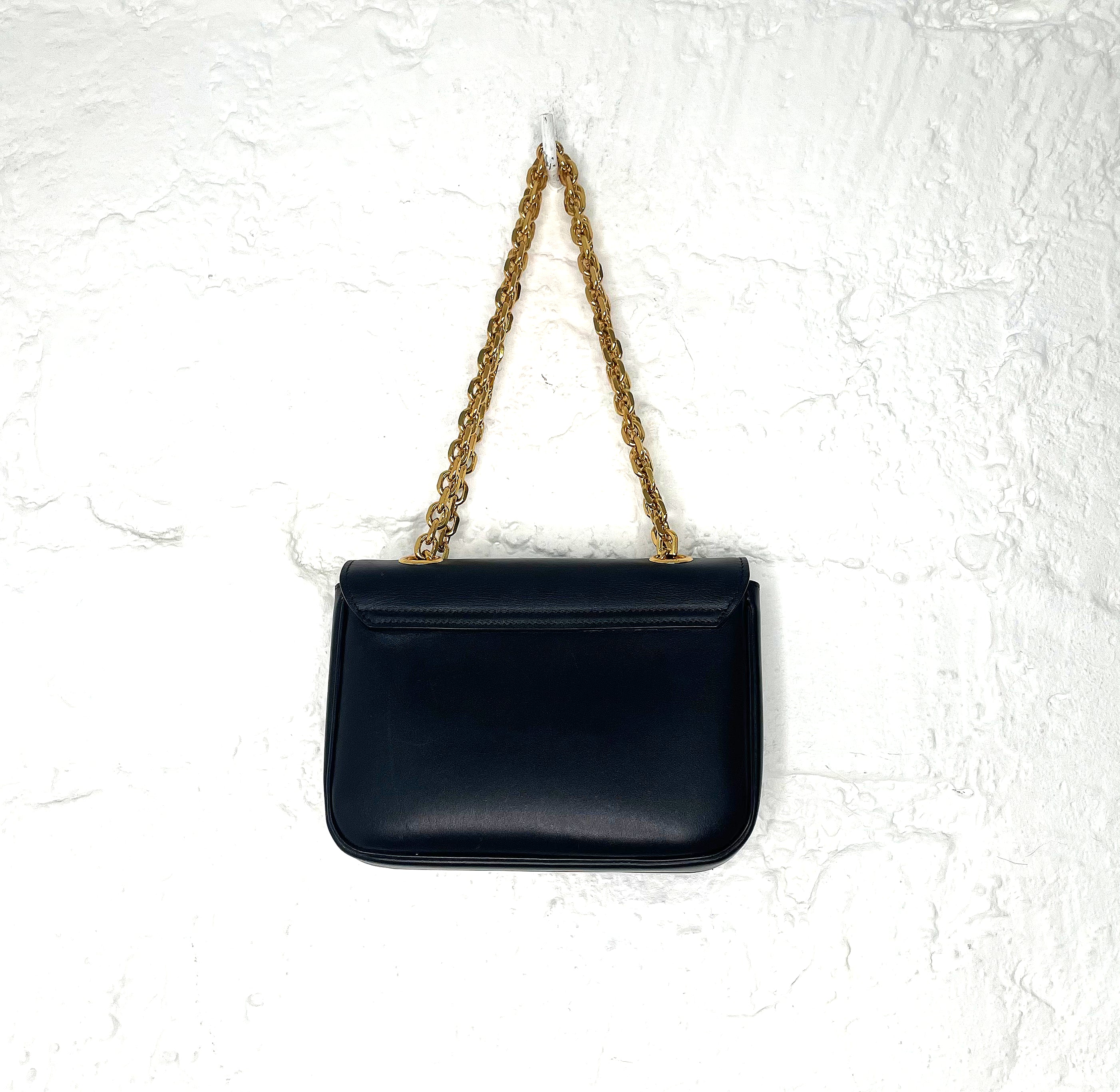 CÉLINE CELINE - Black C Bag - ALE PARIS Luxury Vintage