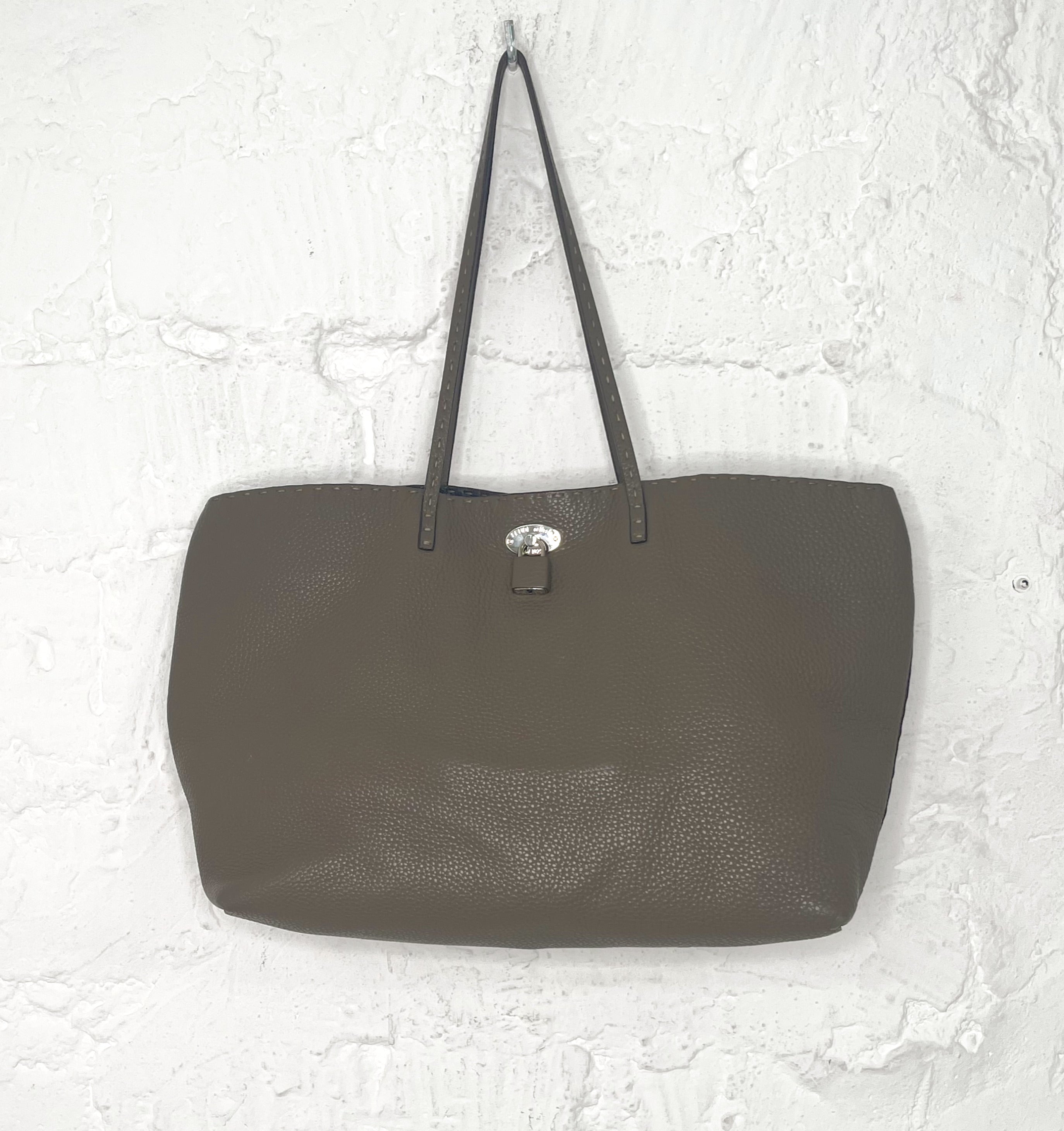 FENDI FENDI - Carla Selleria Leather Bag - ALE PARIS Luxury Vintage