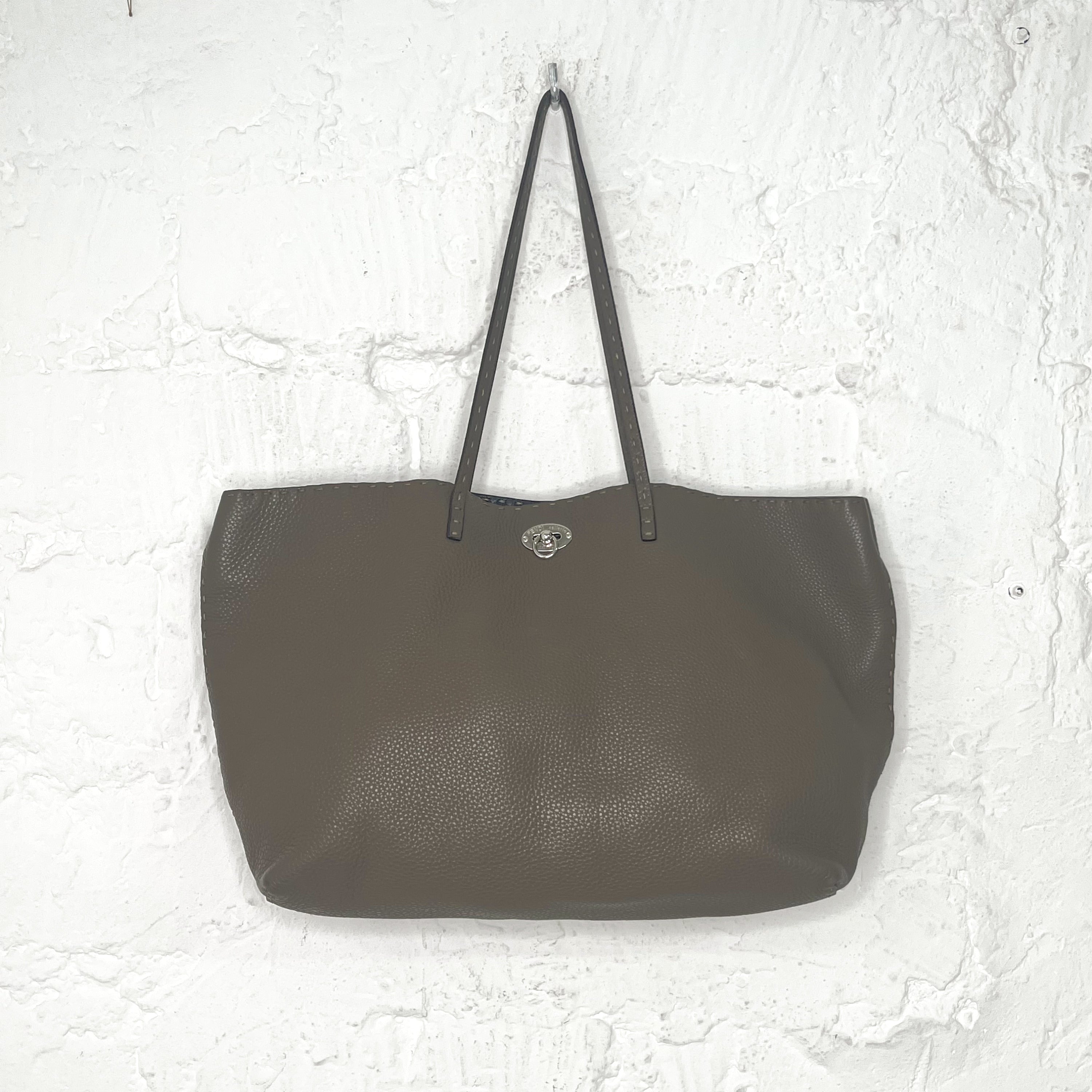 FENDI FENDI - Carla Selleria Leather Bag - ALE PARIS Luxury Vintage