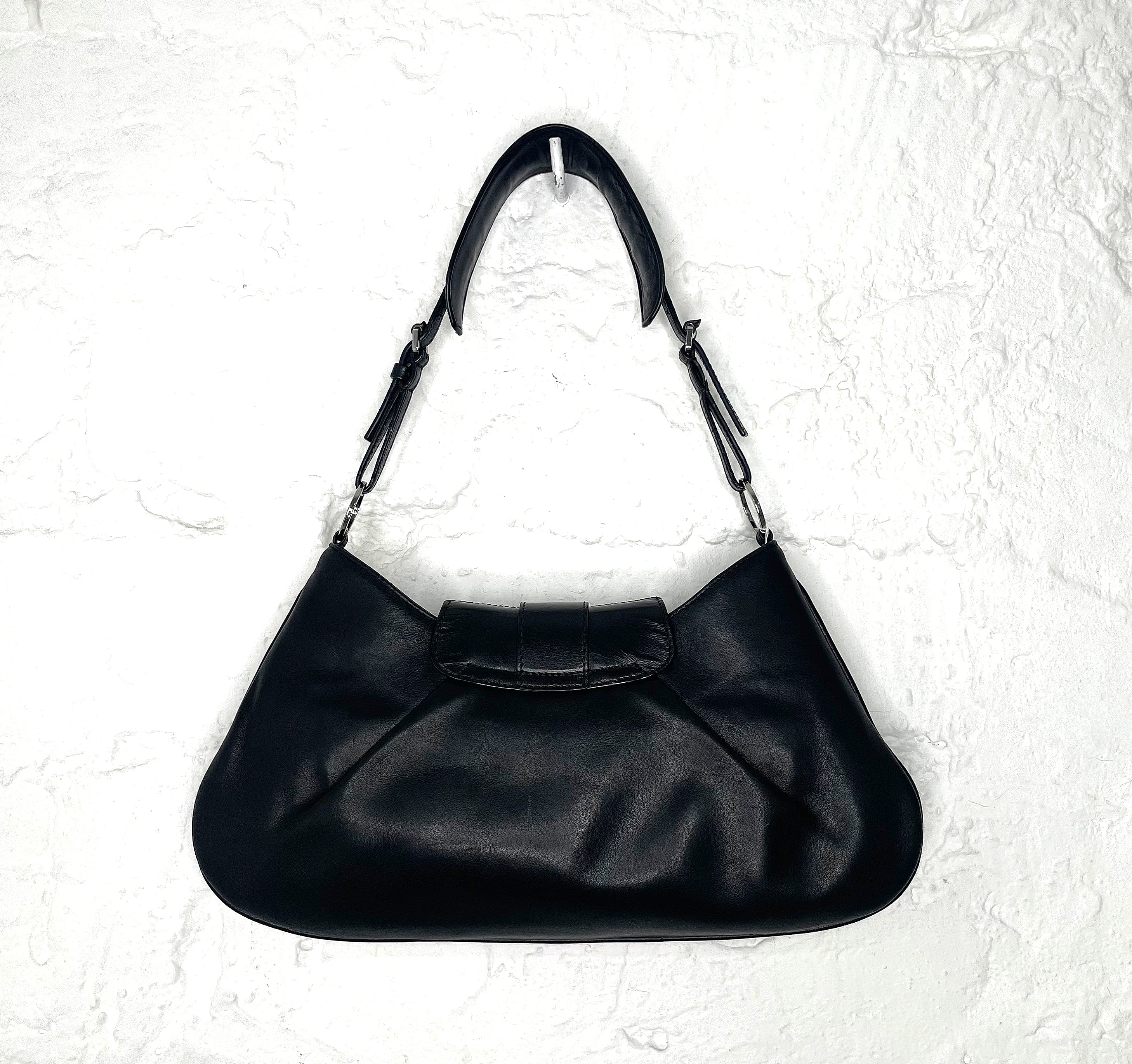 CHRISTIAN DIOR CHRISTIAN DIOR - Black Leather Shoulder Bag - ALE PARIS Luxury Vintage