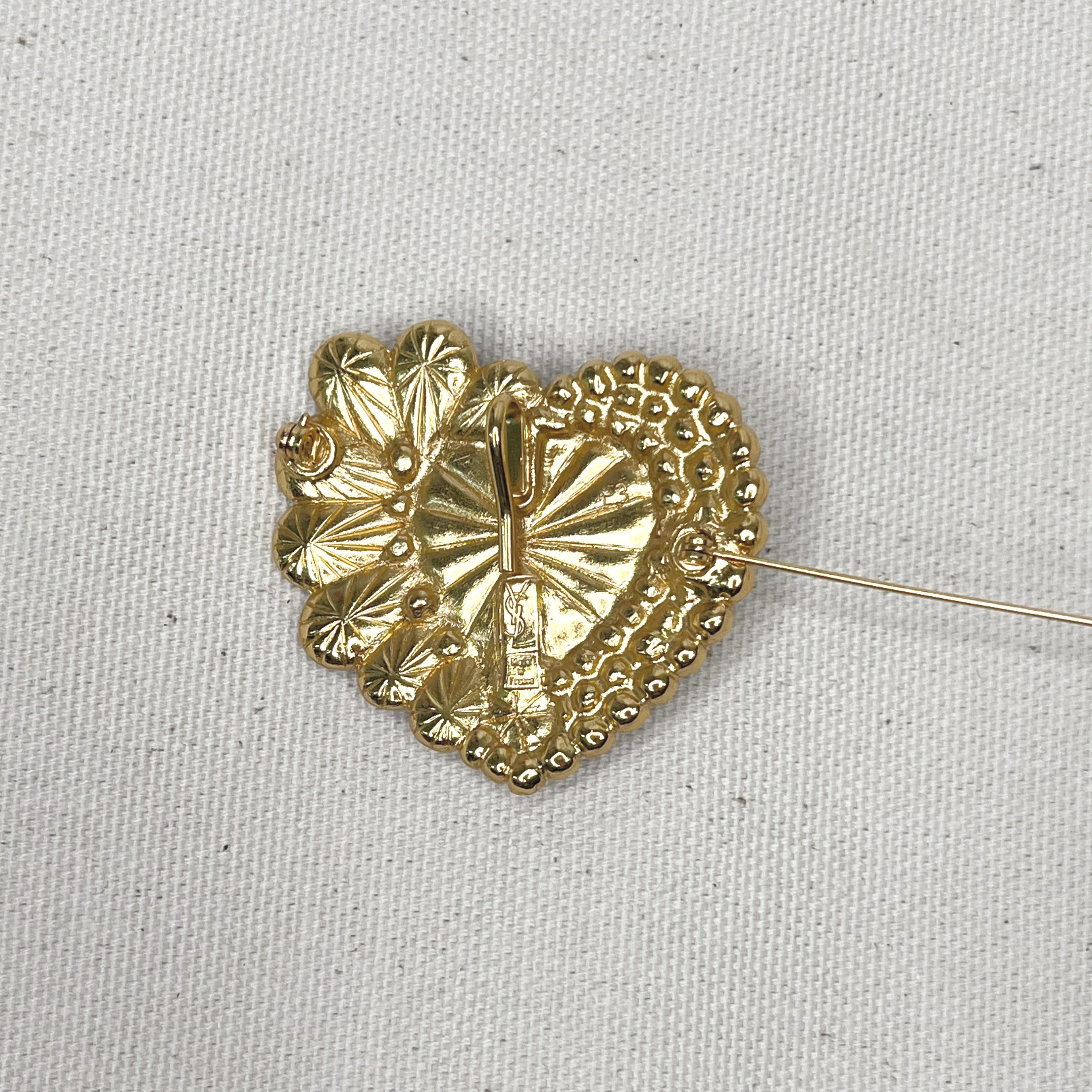 YVES SAINT LAURENT YVES SAINT LAURENT - Heart Blue Brooch - ALE PARIS Luxury Vintage