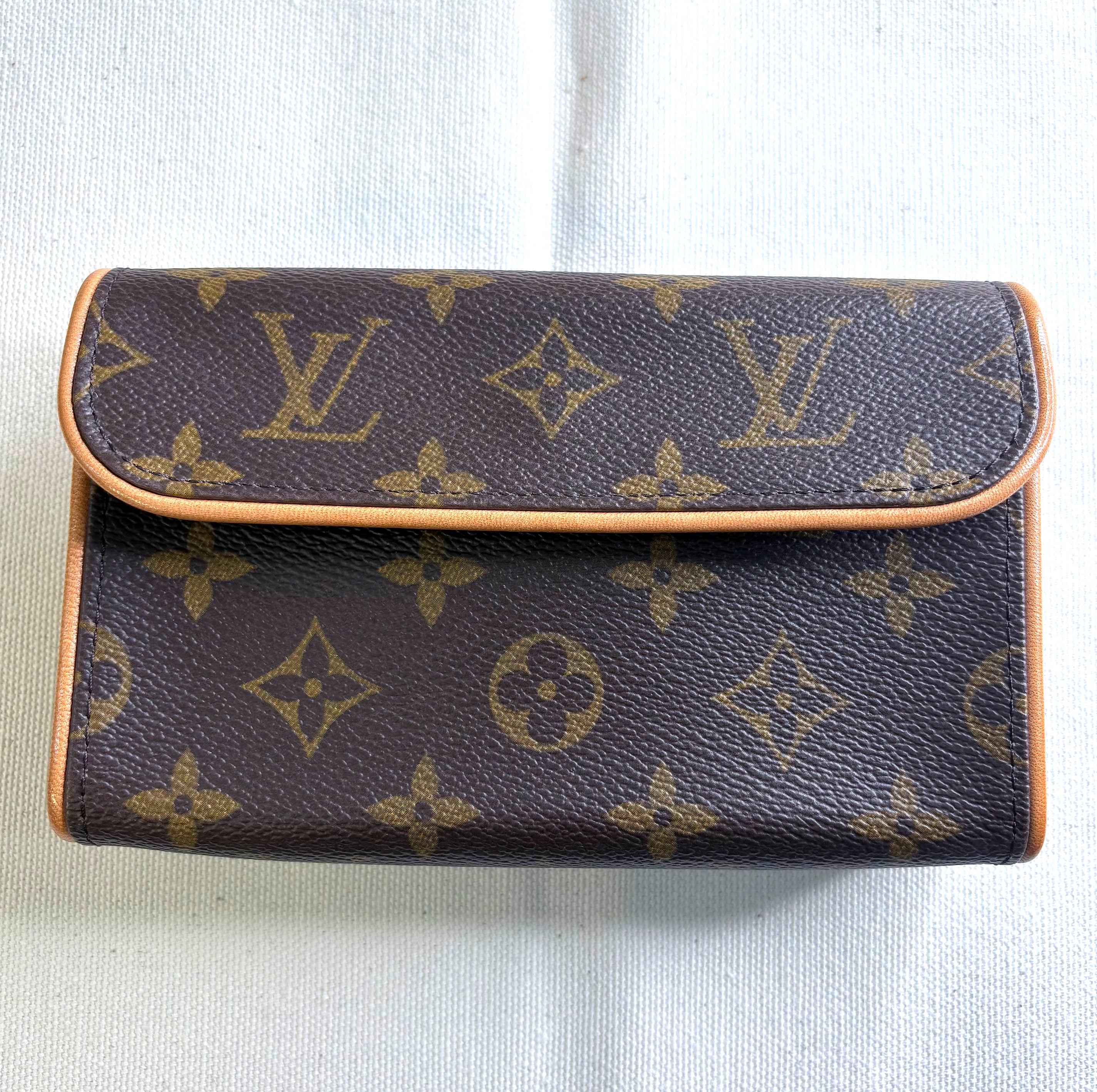 LOUIS VUITTON LOUIS VUITTON - Brown Monogram Florentine Belt Bag - ALE PARIS Luxury Vintage