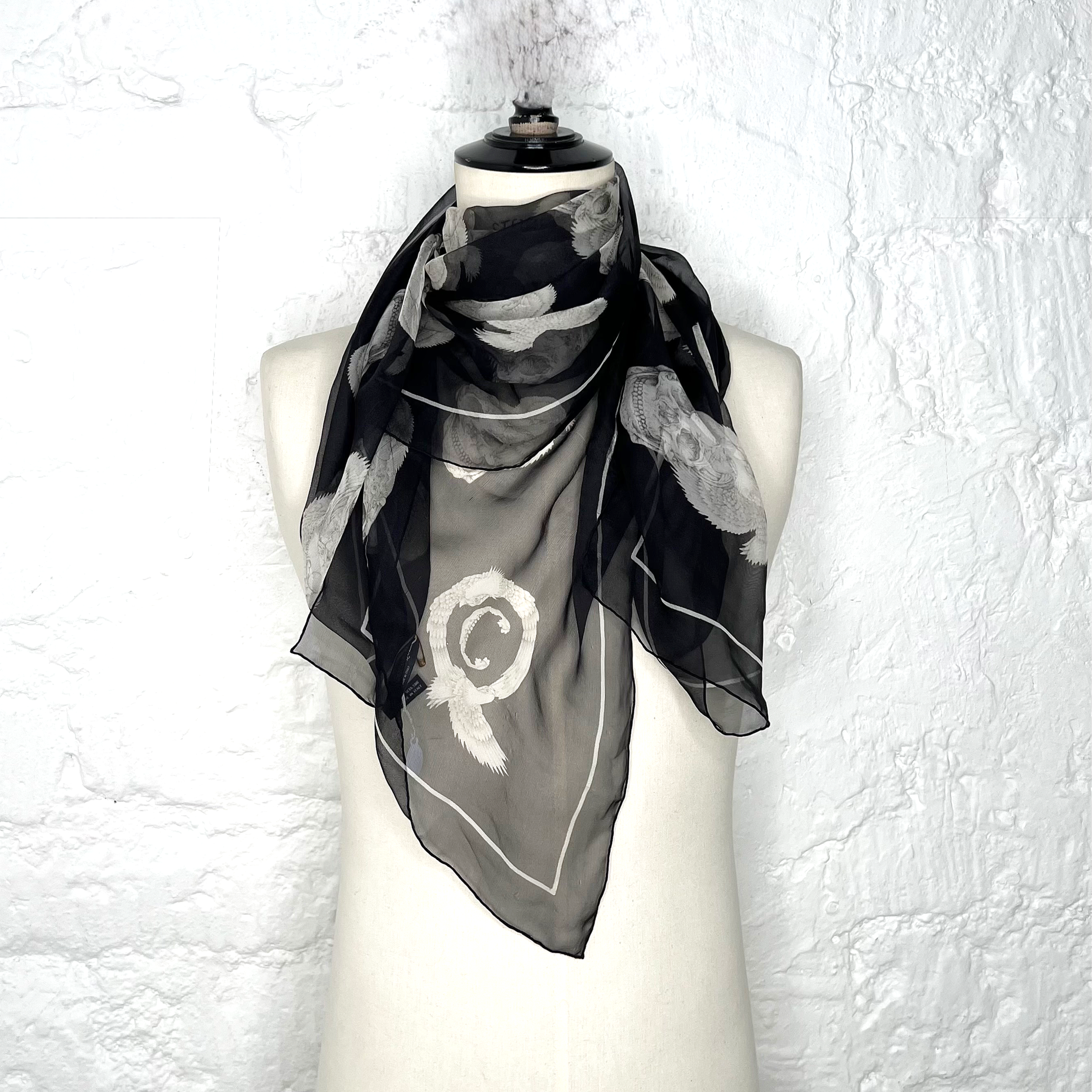 ALEXANDER MCQUEEN ALEXANDER - Mcqueen Black White Birds And Skull Scarf - ALE PARIS Luxury Vintage
