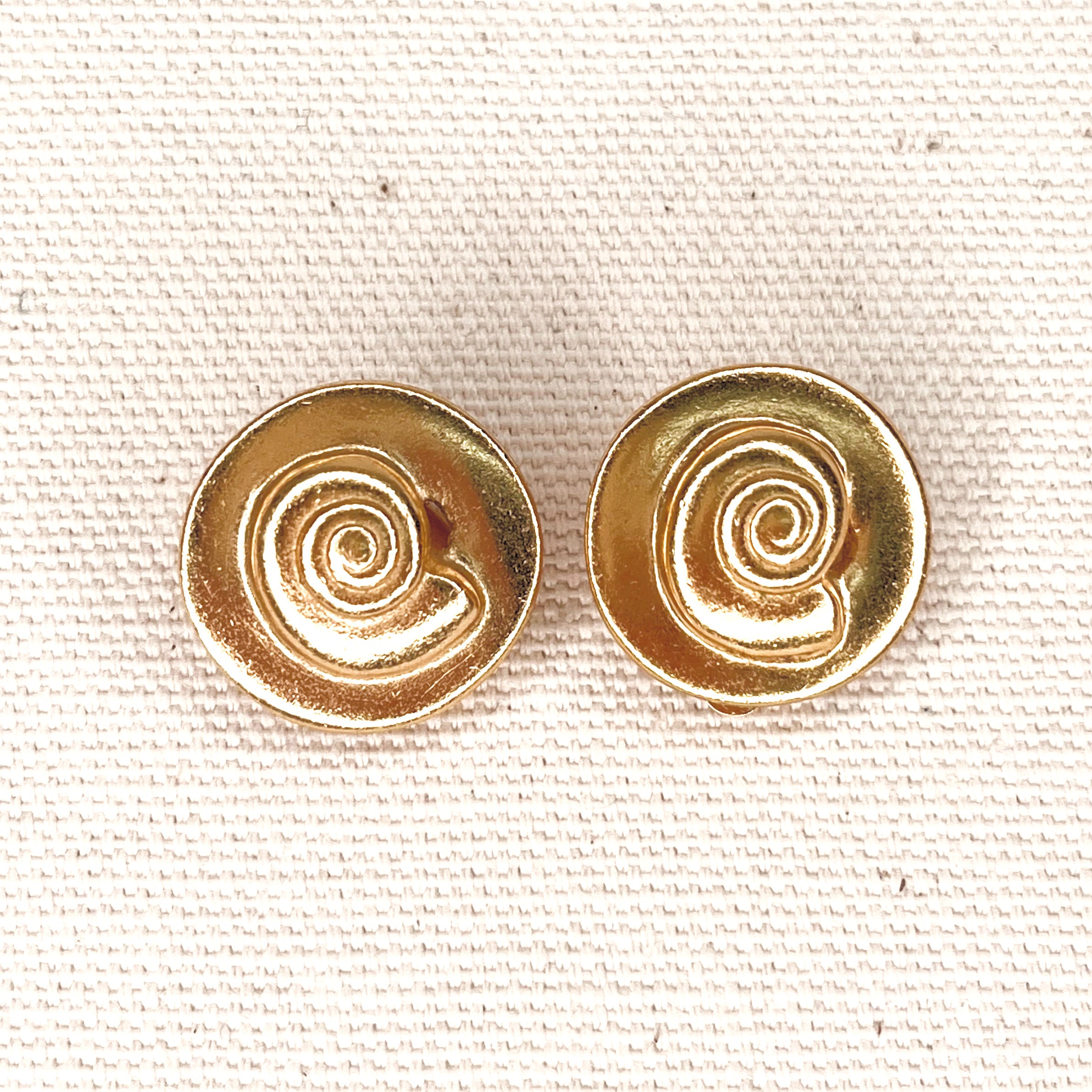 ATALANTE ATALANTE - Shell Clip Earrings - ALE PARIS Luxury Vintage